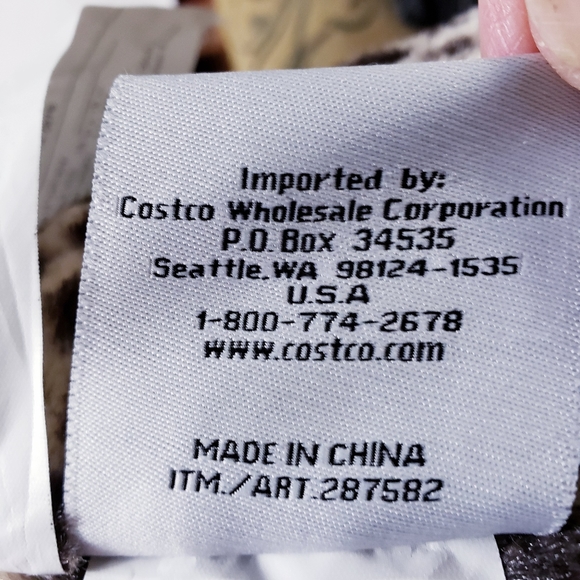 GIFTED CHEATA OR LEOPARD PILLOW - Picture 6 of 6